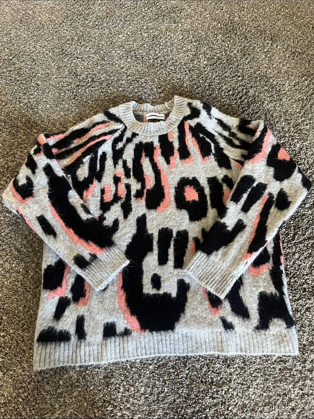 Anthropologie animal print type fuzzy sweater S